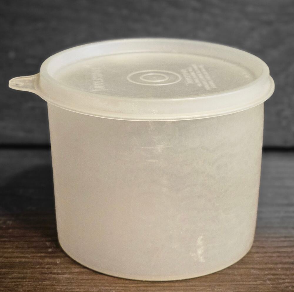 VTG 1970s TUPPERWARE Round Storage Container 250-21 & Lid 215-49 Frosted Clear